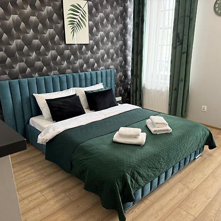 H-T-L Apartamenty Junior ノバ・スル エクステリア 写真