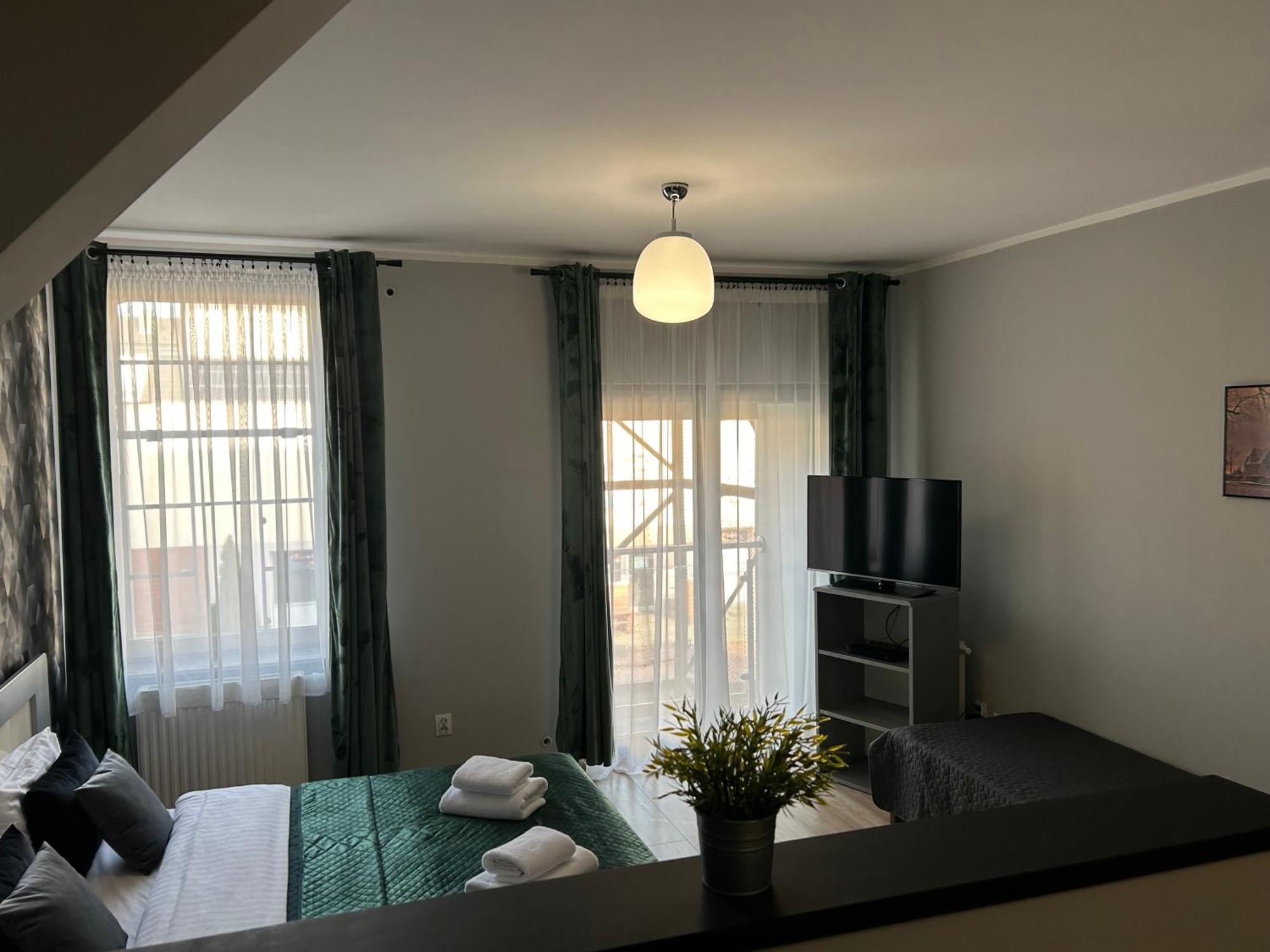 H-T-L Apartamenty Junior ノバ・スル エクステリア 写真